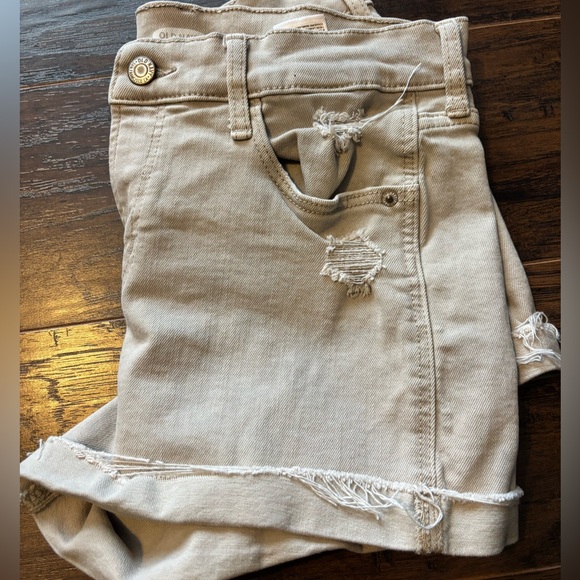 Jean Shorts - Picture 3 of 5